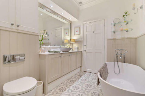 8632598-interior0...