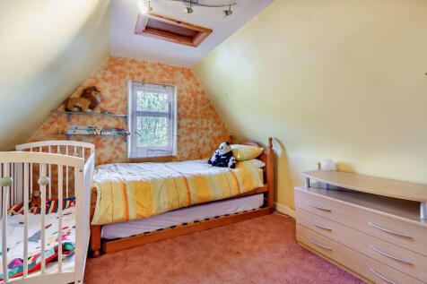 8646346-interior1...