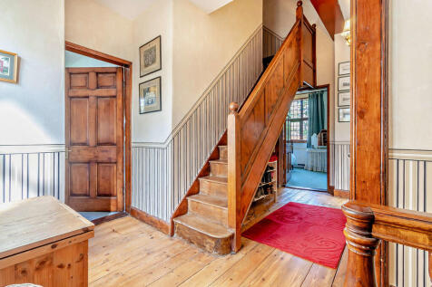 8646346-interior1...