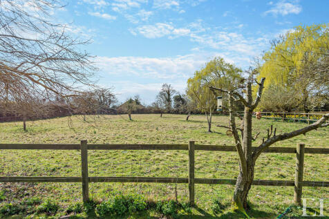 8640802-exteriorW...