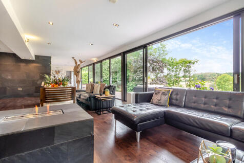 8605532-interior3...