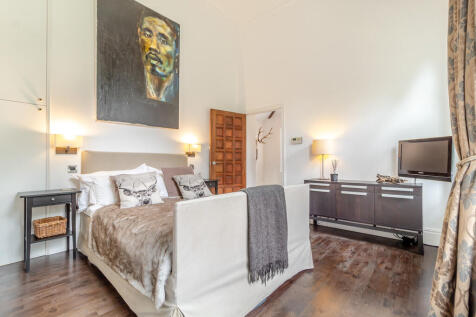 8605532-interior0...