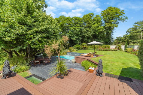 8605532-exterior2...