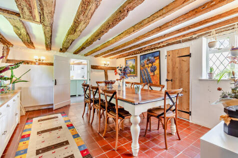 8648450-interior0...