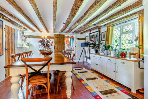 8648450-interior0...