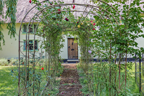 8648450-exterior0...