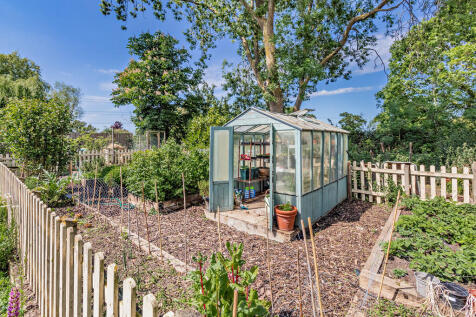 8648450-exterior1...