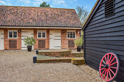 8637609-exterior1...