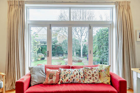 8671362-interior0...