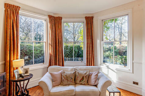 8671362-interior0...