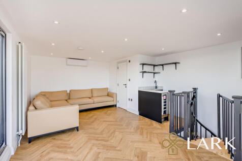 8670872-interiorW...