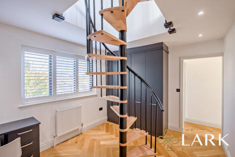 8670872-interiorW...