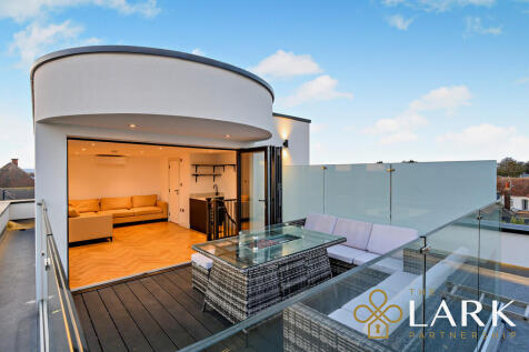 8670872-exteriorW...