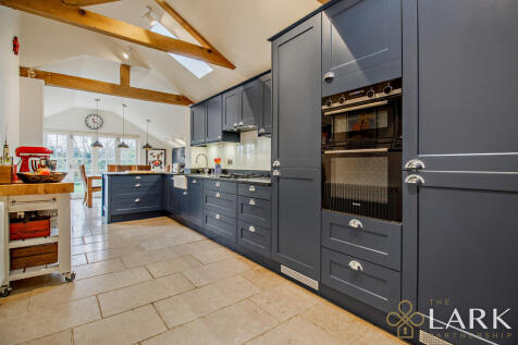 8669044-interiorW...