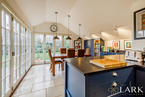 8669044-interiorW...