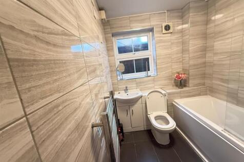 PHOTO-2025-12-04-11-59-36 3.jpg