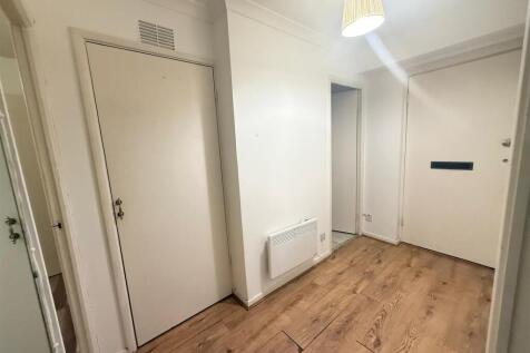 PHOTO-2025-10-30-17-39-35 3.jpg