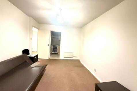 PHOTO-2025-10-30-17-39-34 2.jpg