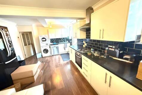 WhatsApp Image 2025-10-30 at 11.32.57 (2).jpeg