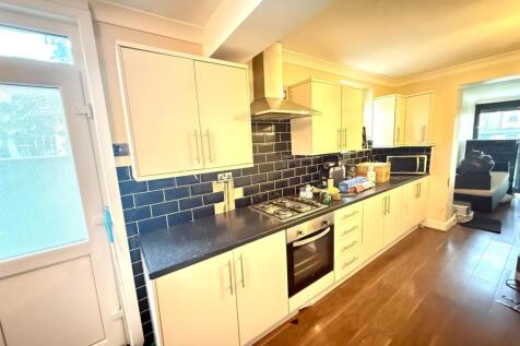 WhatsApp Image 2025-10-30 at 11.32.56 (8).jpeg