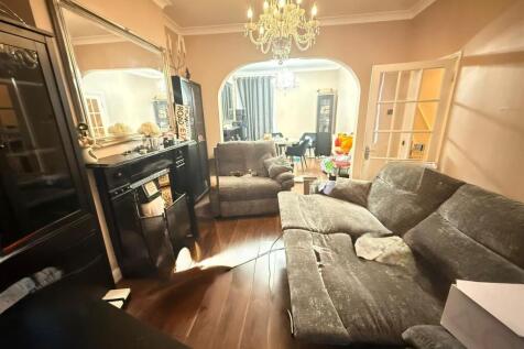 WhatsApp Image 2025-10-30 at 11.32.56 (5).jpeg