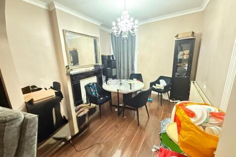 WhatsApp Image 2025-10-30 at 11.32.56 (6).jpeg