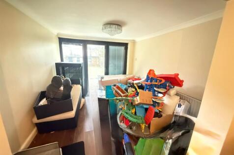 WhatsApp Image 2025-10-30 at 11.32.57 (1).jpeg