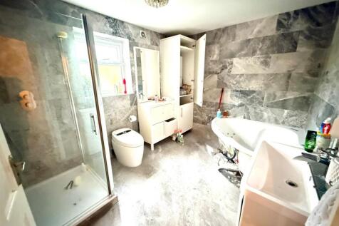 WhatsApp Image 2025-10-30 at 11.32.56 (2).jpeg