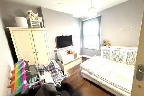 WhatsApp Image 2025-10-30 at 11.32.56 (1).jpeg