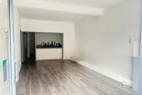 WhatsApp Image 2025-10-22 at 12.18.30 (5).jpeg