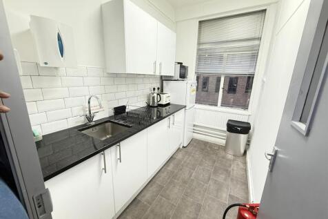 PHOTO-2025-11-25-12-13-45 (2).jpg