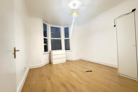 WhatsApp Image 2025-07-02 at 22.18.58_a4734c4b.jpg