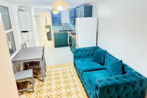 WhatsApp Image 2025-07-02 at 22.18.59_dfc96d1a.jpg