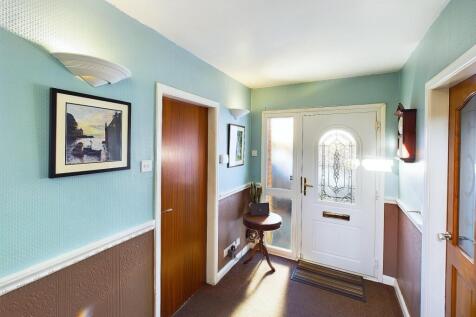 CAM04233G0-PR0011-STILL006