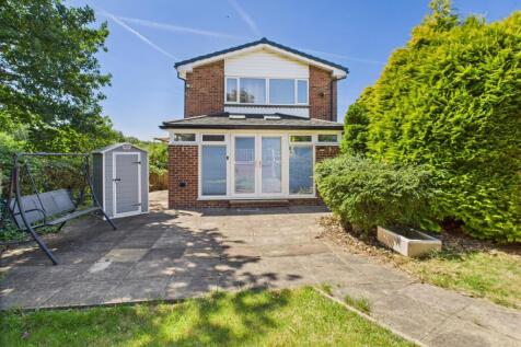 CAM04233G0-PR0026-STILL008