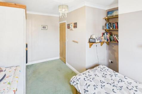 CAM04233G0-PR0017-STILL042