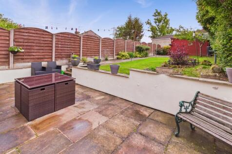 CAM04233G0-PR0021-STILL007