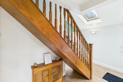 CAM04233G0-PR0021-STILL017