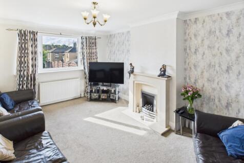 CAM04233G0-PR0021-STILL036