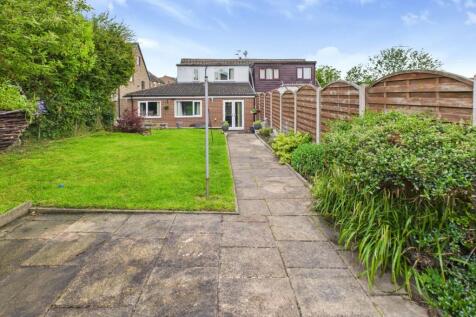 CAM04233G0-PR0021-STILL009