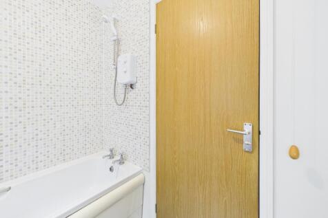 CAM04233G0-PR0031-STILL016