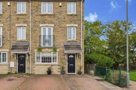 CAM04233G0-PR0033-STILL054 - Copy