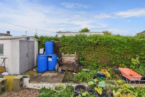 CAM04233G0-PR0035-STILL032