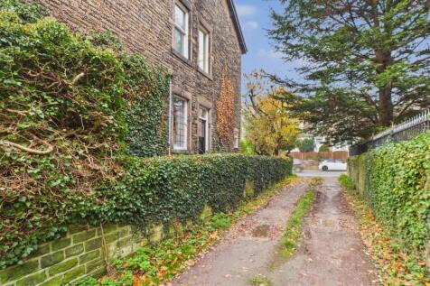 CAM04233G0-PR0042-STILL060