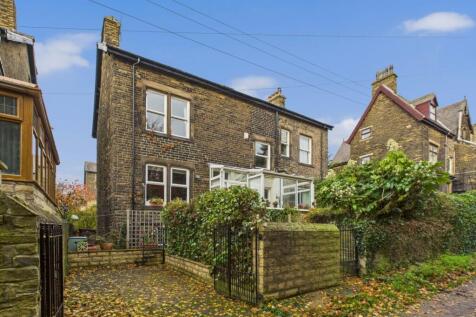 CAM04233G0-PR0042-STILL054