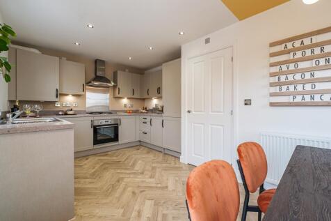 Interior view of kitchen &amp; dining in our 3 bed Martham home