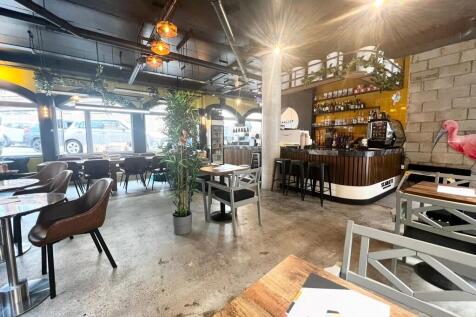 IMG-20251015-WA00...