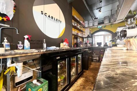 IMG-20251015-WA00...