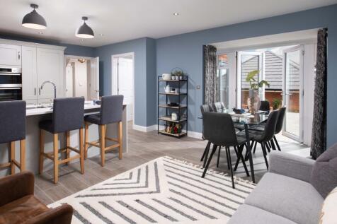 internal view of a spacious open-plan kitchen-diner