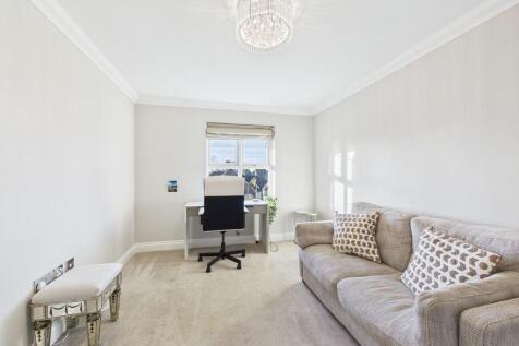 CAM04018G0-PR0394...